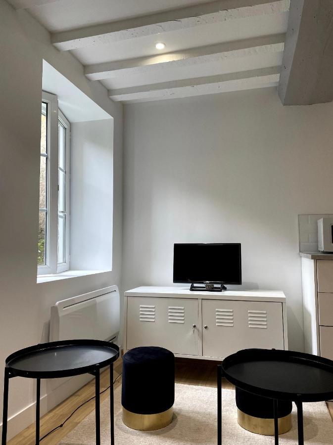 Superbe Appartement Avec Acces Patio Caen Exterior photo